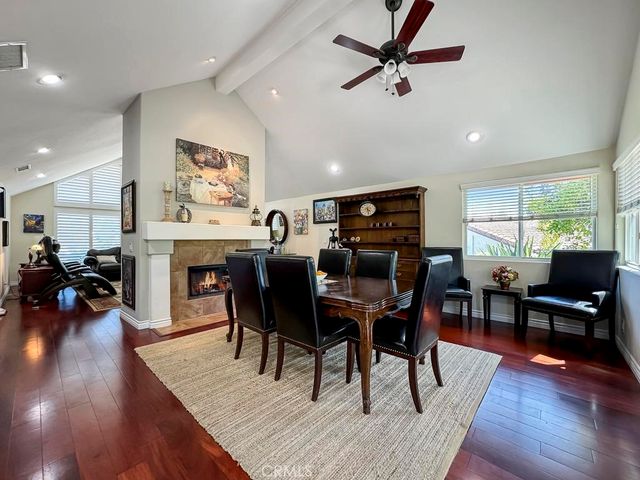 10700 Meadow Glen Way E, Escondido, CA 92026