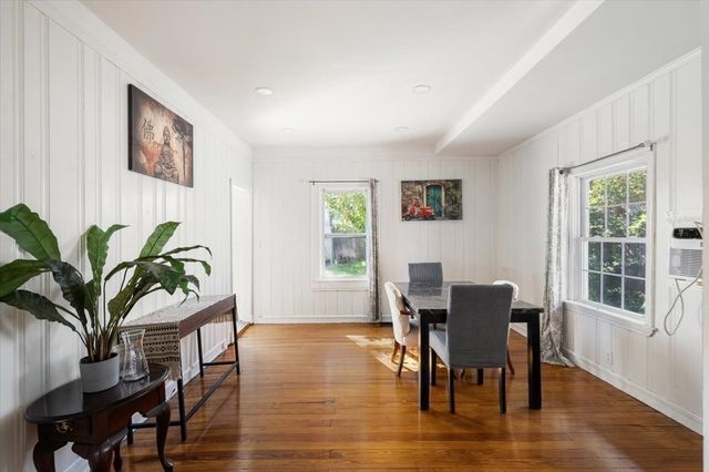 41 Massasoit Rd, Weymouth, MA 02191
