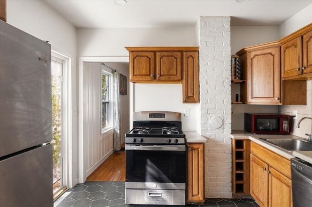 41 Massasoit Rd, Weymouth, MA 02191
