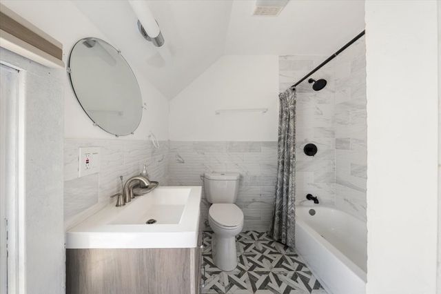 41 Massasoit Rd, Weymouth, MA 02191