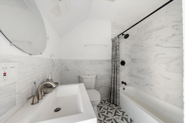 41 Massasoit Rd, Weymouth, MA 02191