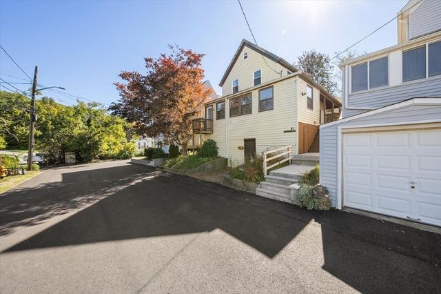 41 Massasoit Rd, Weymouth, MA 02191