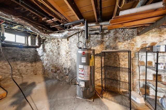 41 Massasoit Rd, Weymouth, MA 02191