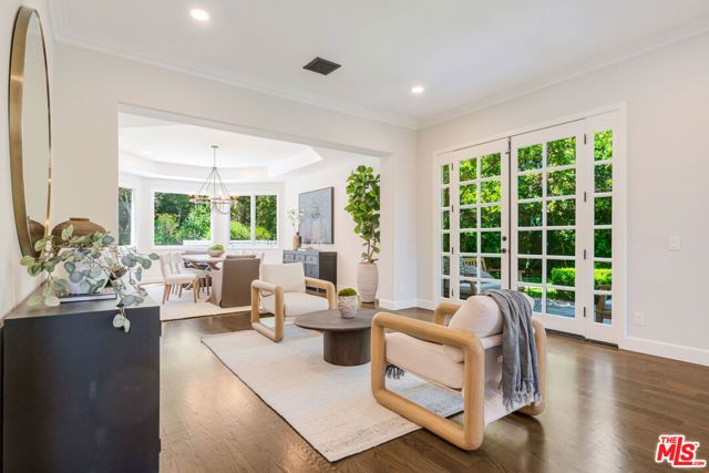 11797 CHAPARAL Street, Los Angeles, CA 90049