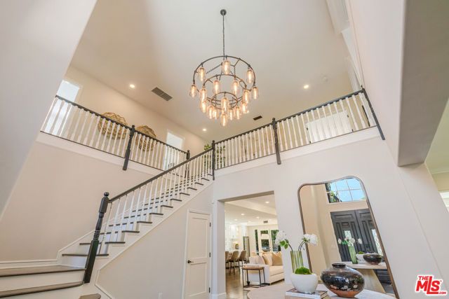11797 CHAPARAL Street, Los Angeles, CA 90049
