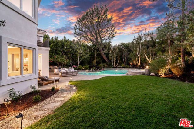 11797 CHAPARAL Street, Los Angeles, CA 90049