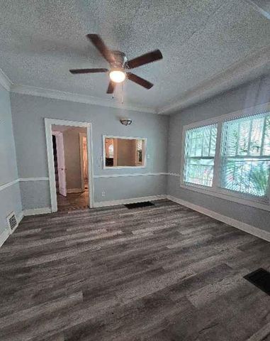 4019 E 67th Terrace, Kansas City, MO 64132