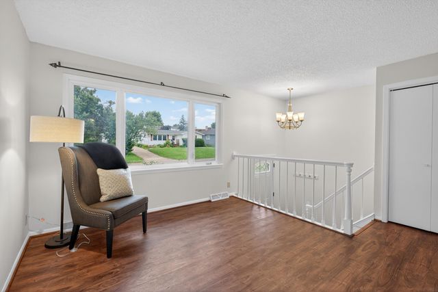 1123 W 9th Street, Cedar Falls, IA 50613