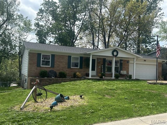 118 Wildwood Court, St Charles, MO 63303