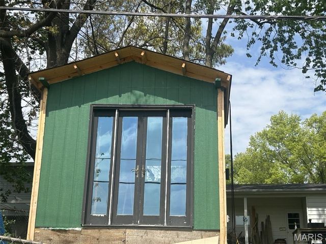 118 Wildwood Court, St Charles, MO 63303