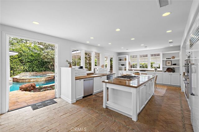 10 Cape Andover, Newport Beach, CA 92660