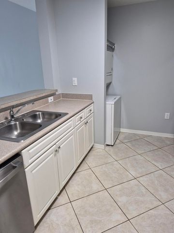 1209 MAIN Street 205, Jupiter, FL 33458