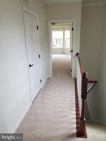 7356 BRUNSON CIR, Gainesville, VA 20155