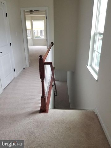 7356 BRUNSON CIR, Gainesville, VA 20155