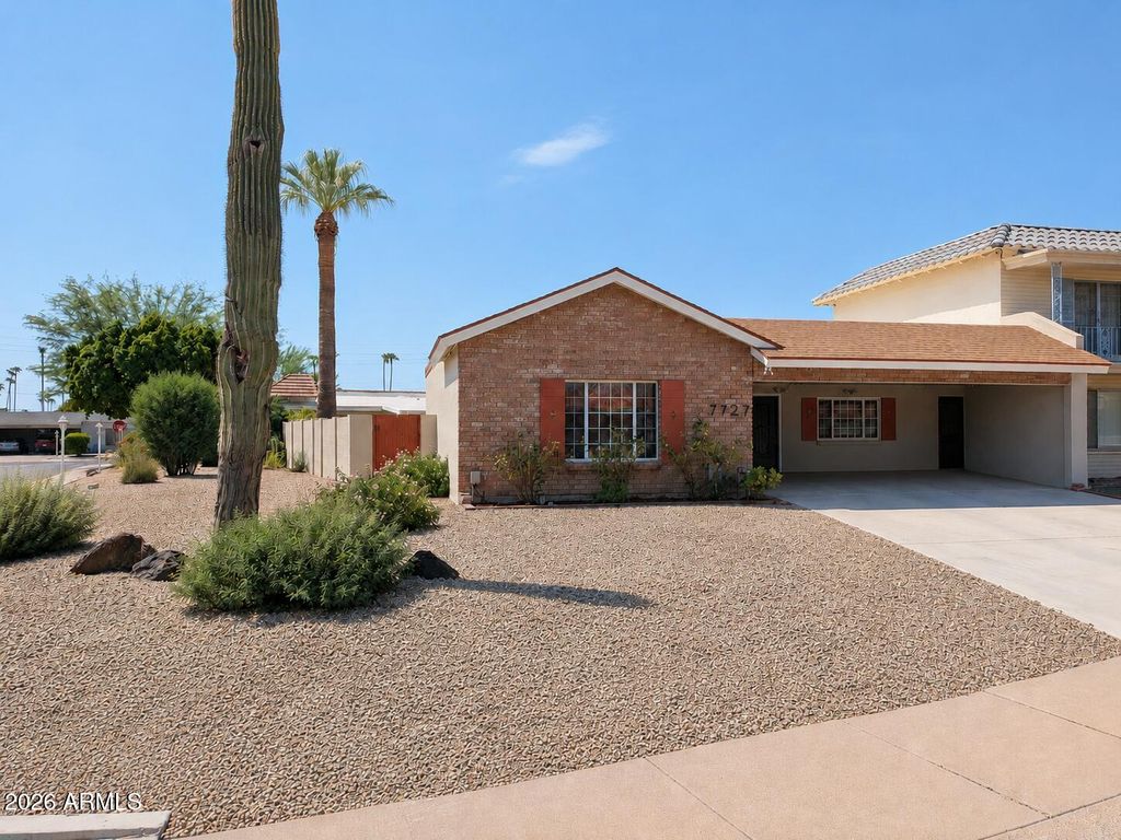 7727 E BONITA Drive, Scottsdale, AZ 85250 — photo 2