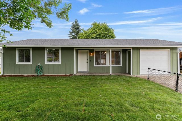 17424 6th Avenue E, Spanaway, WA 98387