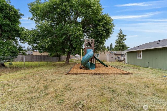 17424 6th Avenue E, Spanaway, WA 98387