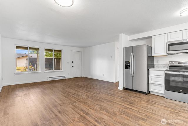 17424 6th Avenue E, Spanaway, WA 98387