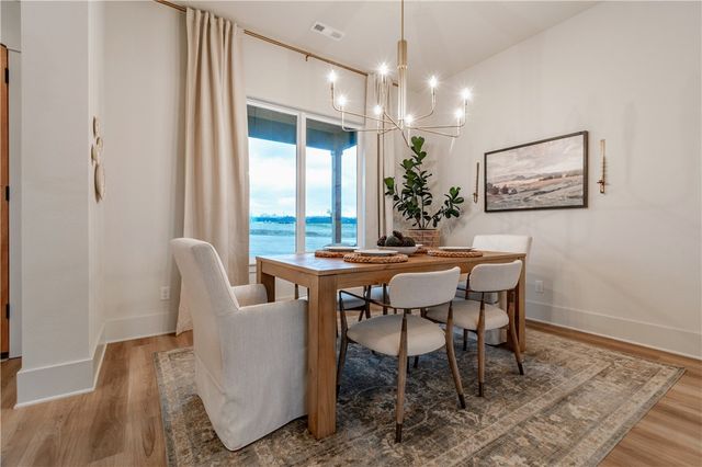 1063 Noah Street, Fayetteville, AR 72703