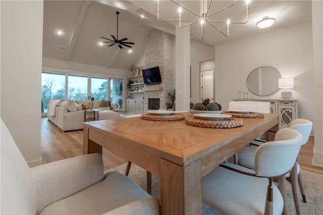 1063 Noah Street, Fayetteville, AR 72703