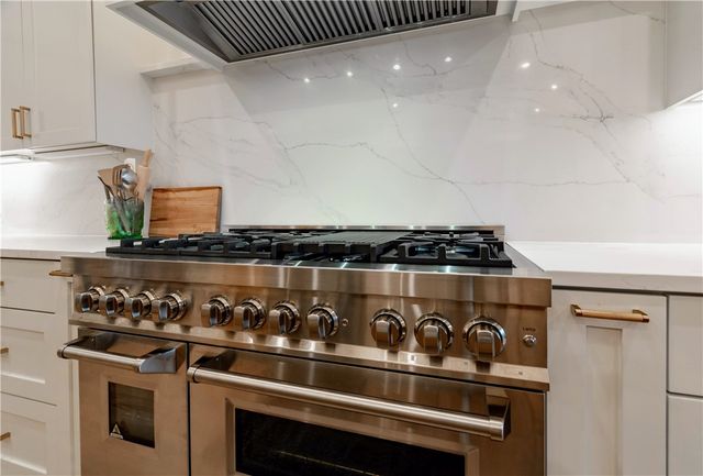 1063 Noah Street, Fayetteville, AR 72703