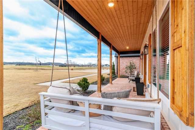 1063 Noah Street, Fayetteville, AR 72703