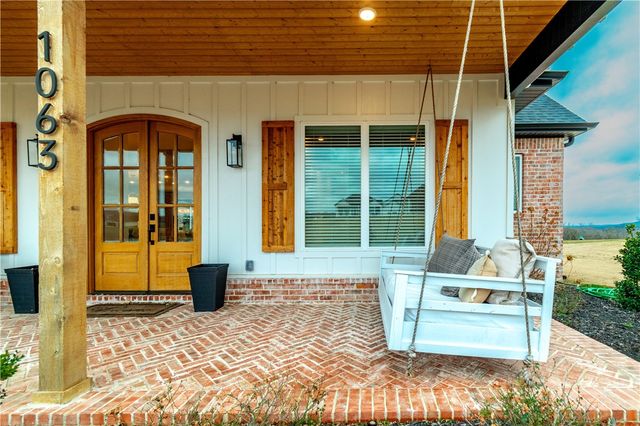 1063 Noah Street, Fayetteville, AR 72703