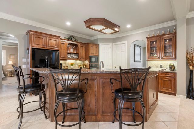 6607 Barrington Green, Houston, TX 77069