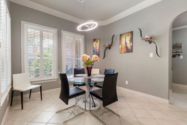 6607 Barrington Green, Houston, TX 77069