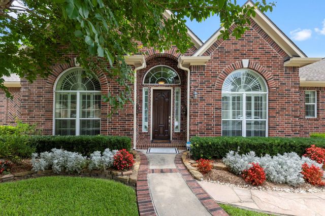 6607 Barrington Green, Houston, TX 77069