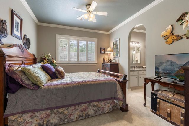 6607 Barrington Green, Houston, TX 77069