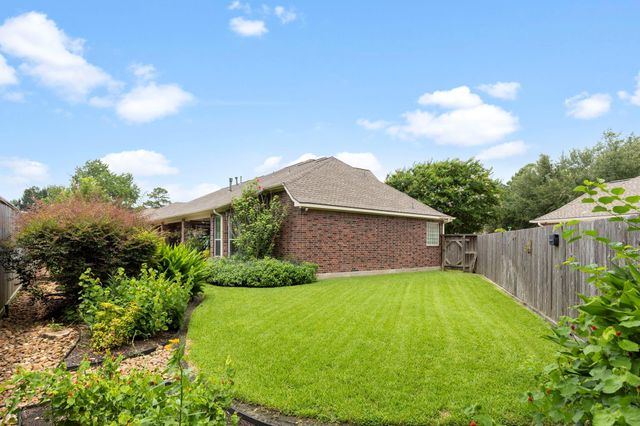 6607 Barrington Green, Houston, TX 77069