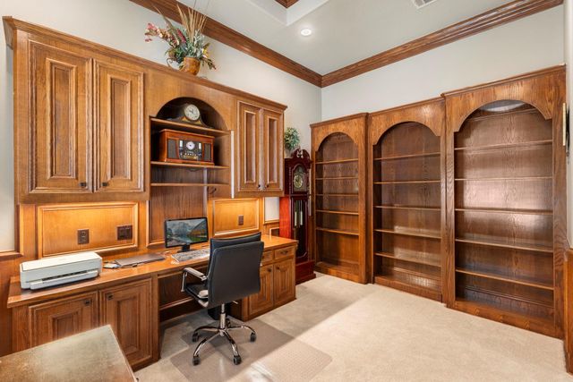 6607 Barrington Green, Houston, TX 77069