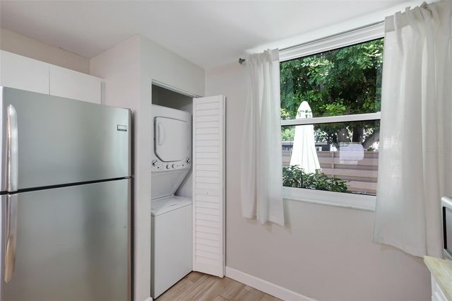 226 SHERWOOD DRIVE, Bradenton, FL 34210