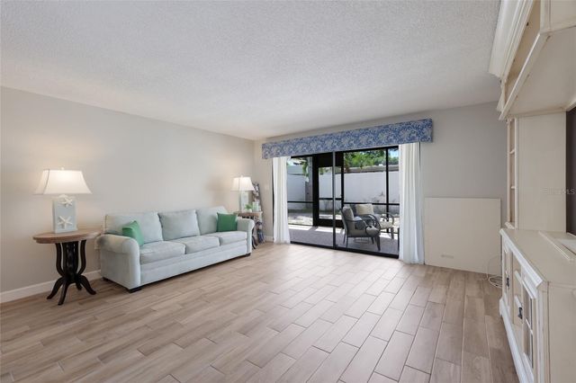 226 SHERWOOD DRIVE, Bradenton, FL 34210