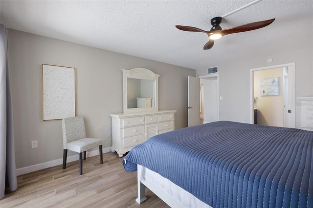 226 SHERWOOD DRIVE, Bradenton, FL 34210