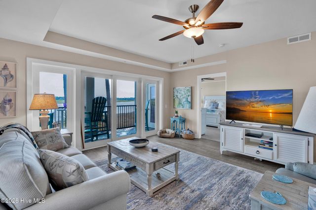 2100 Marsh Grove Lane Unit 2204, Southport, NC 28461
