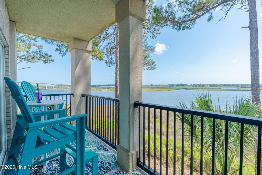 2100 Marsh Grove Lane Unit 2204, Southport, NC 28461