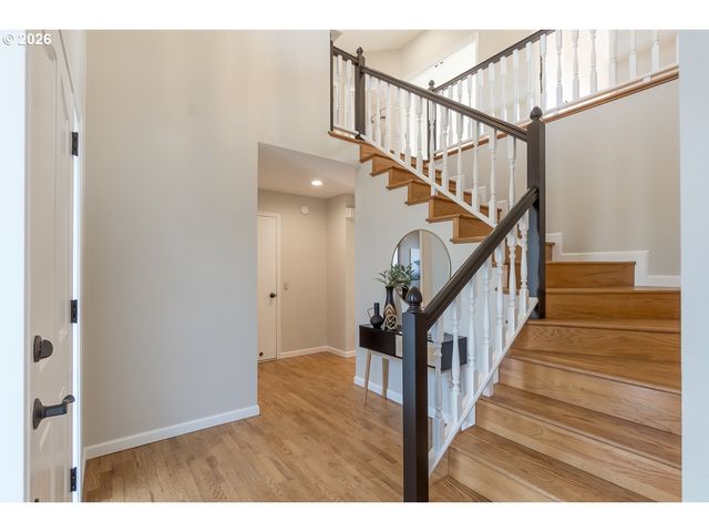 16080 Nw SOMERSET Dr, Beaverton, OR 97006