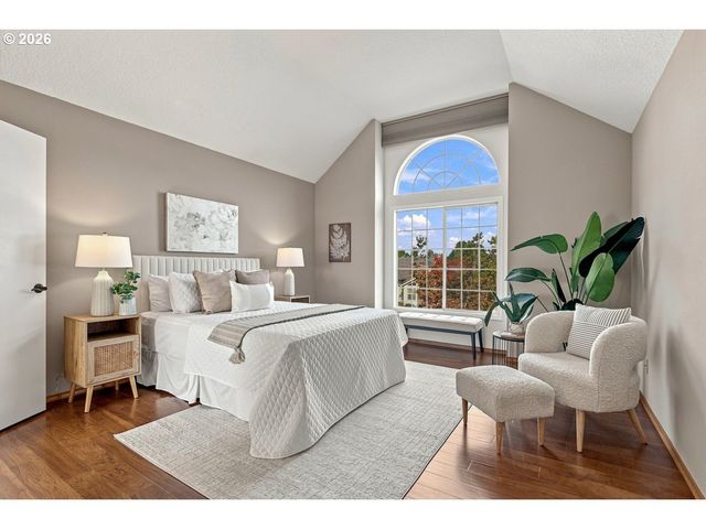 16080 Nw SOMERSET Dr, Beaverton, OR 97006