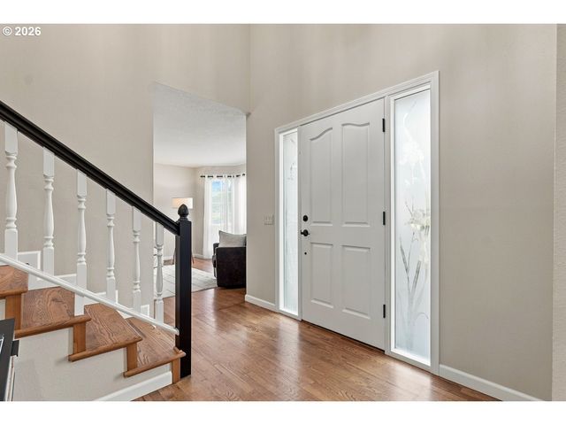 16080 Nw SOMERSET Dr, Beaverton, OR 97006