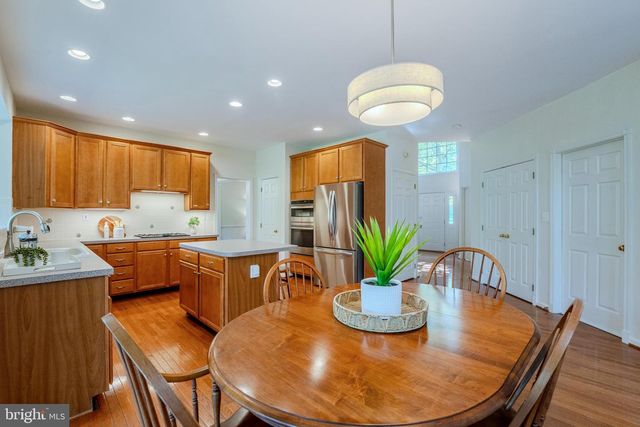 1355 TUNWELL STABLE CT, Reston, VA 20194