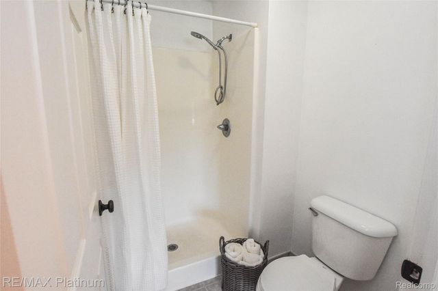 1661 Sanctuary Circle, Oceola Township, MI 48855