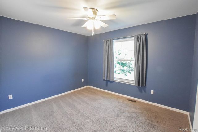 1661 Sanctuary Circle, Oceola Township, MI 48855