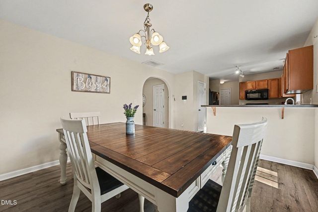 913 Woodside Park Lane, Durham, NC 27704