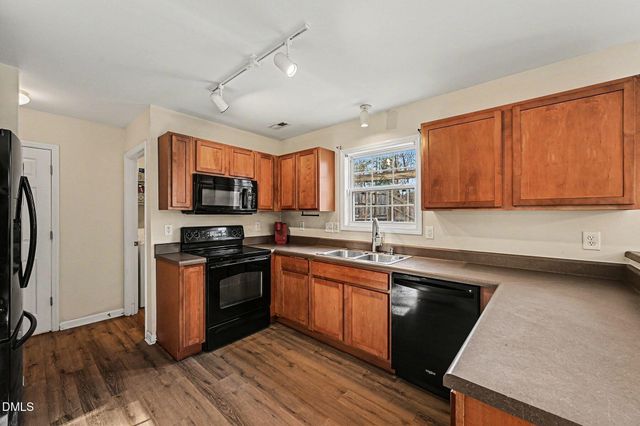 913 Woodside Park Lane, Durham, NC 27704