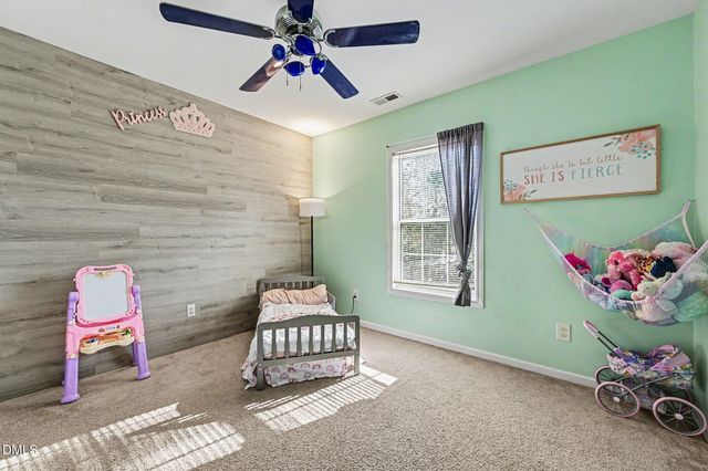 913 Woodside Park Lane, Durham, NC 27704