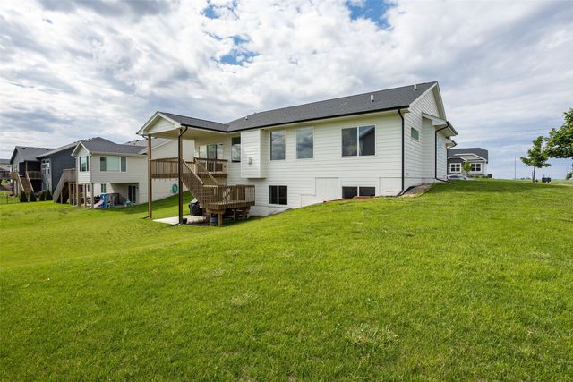 3021 NE 17th Street, Ankeny, IA 50021