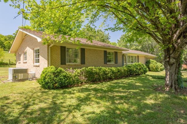 2787 Columbia Hwy, Pulaski, TN 38478