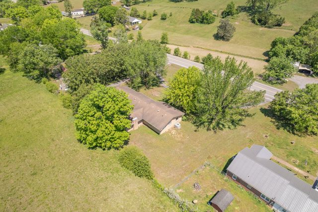 2787 Columbia Hwy, Pulaski, TN 38478